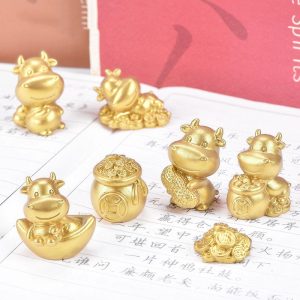 Miniture Fairy Garden Accessories Supplies Resin Gold Cattle Kids Toys Pot Bonsai Miniature Garden Terrariums Fairy Garden Animals Figurine Kits Items Decoration Cartoon Table Ornaments